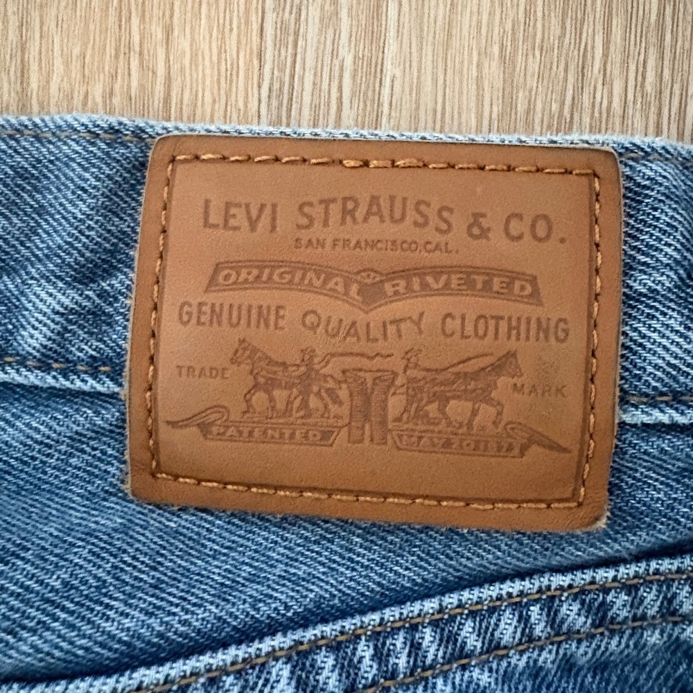 Levi’s rib cage wide leg Women's Jeans - Picture 9 of 13